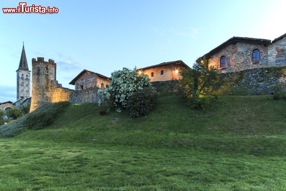 Le foto di cosa vedere e visitare a Ricetto di Candelo