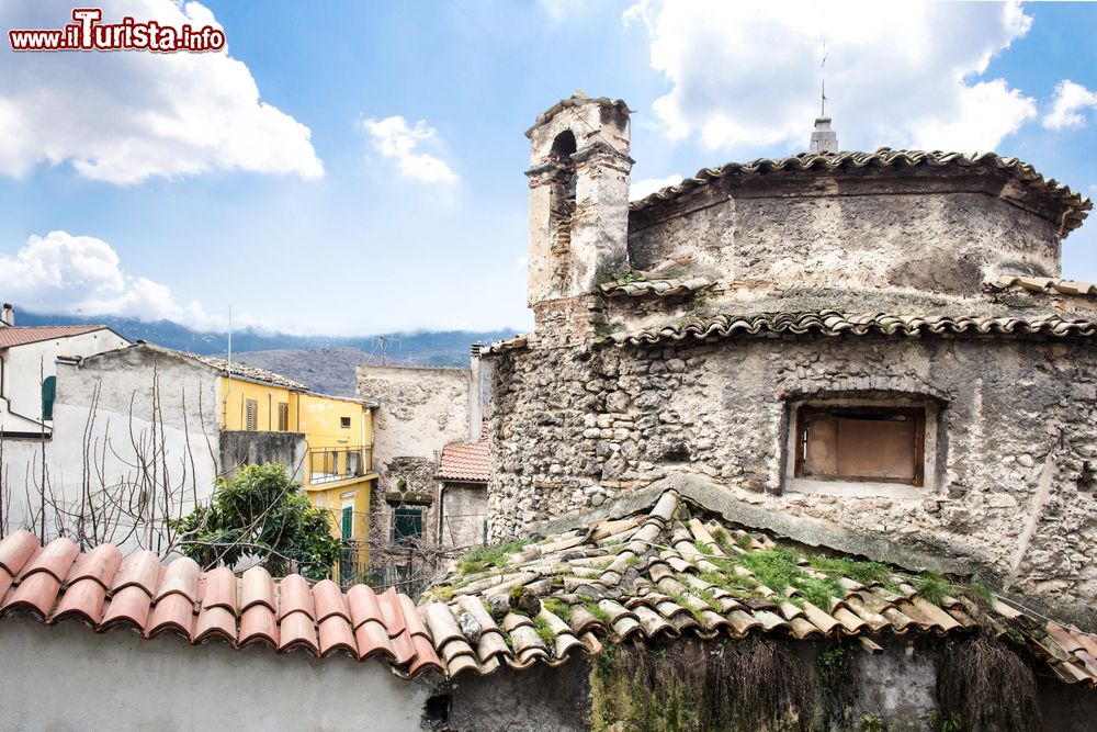 Immagine Vista sui tetti del centro storico di Popoli, Abruzzo.