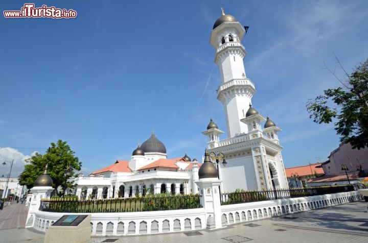 Immagine La Moschea Kapitan Keling si trova sull'isola di Penang in Malesia - © suronin / Shutterstock.com
