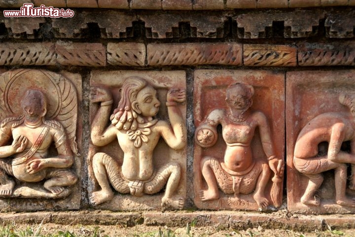 Immagine Tempio buddista a Paharpur in  Bangladesh - © mname / Shutterstock.com