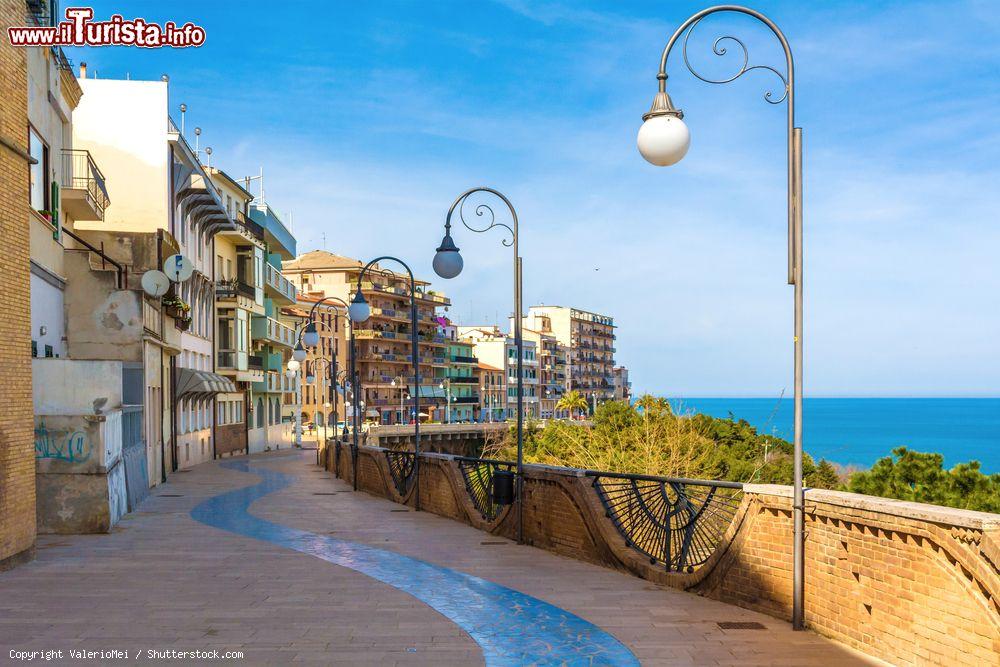 Ortona (Abruzzo), vacanza nel suo mare e sulla sua ...