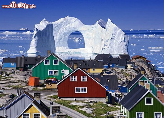 Immagine Case colorate in Groenlandia