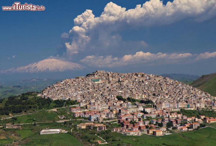 Il borgo di Gangi in Sicilia