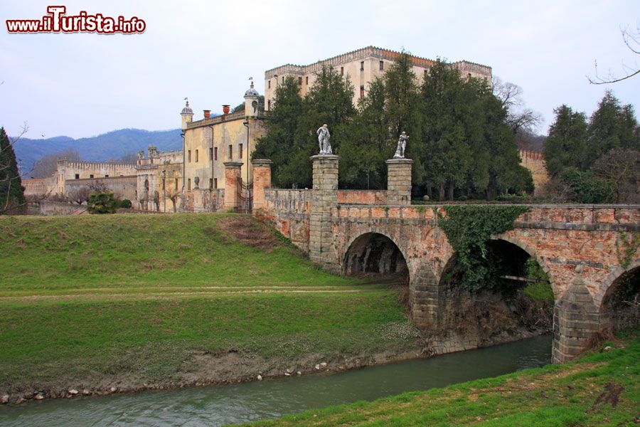 Le foto di cosa vedere e visitare a Battaglia Terme