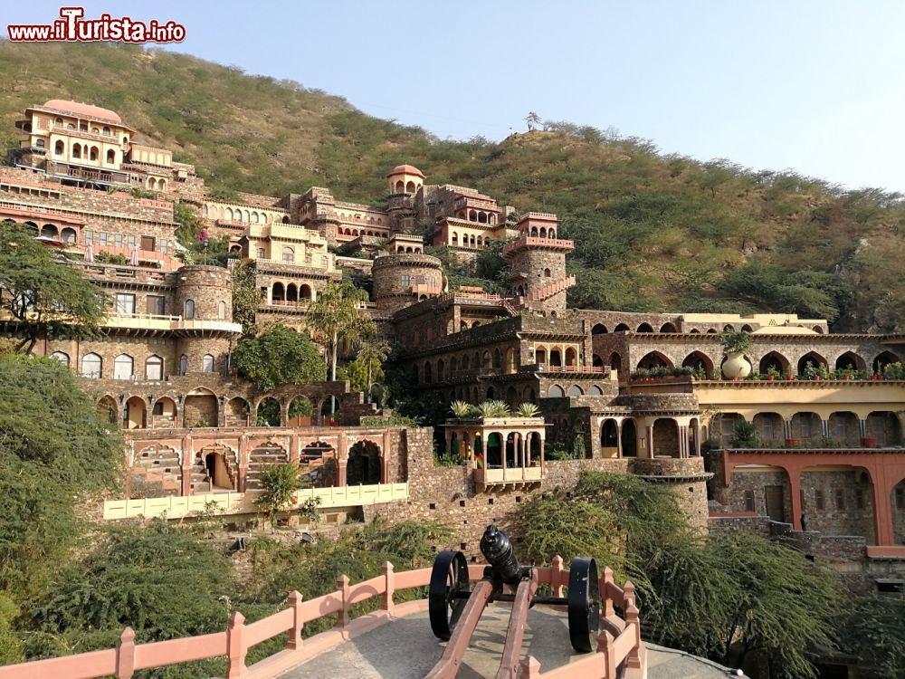 Immagine Il Forte di neemrana si trova non lontano da Delhi, lungo la strada per Jaipur