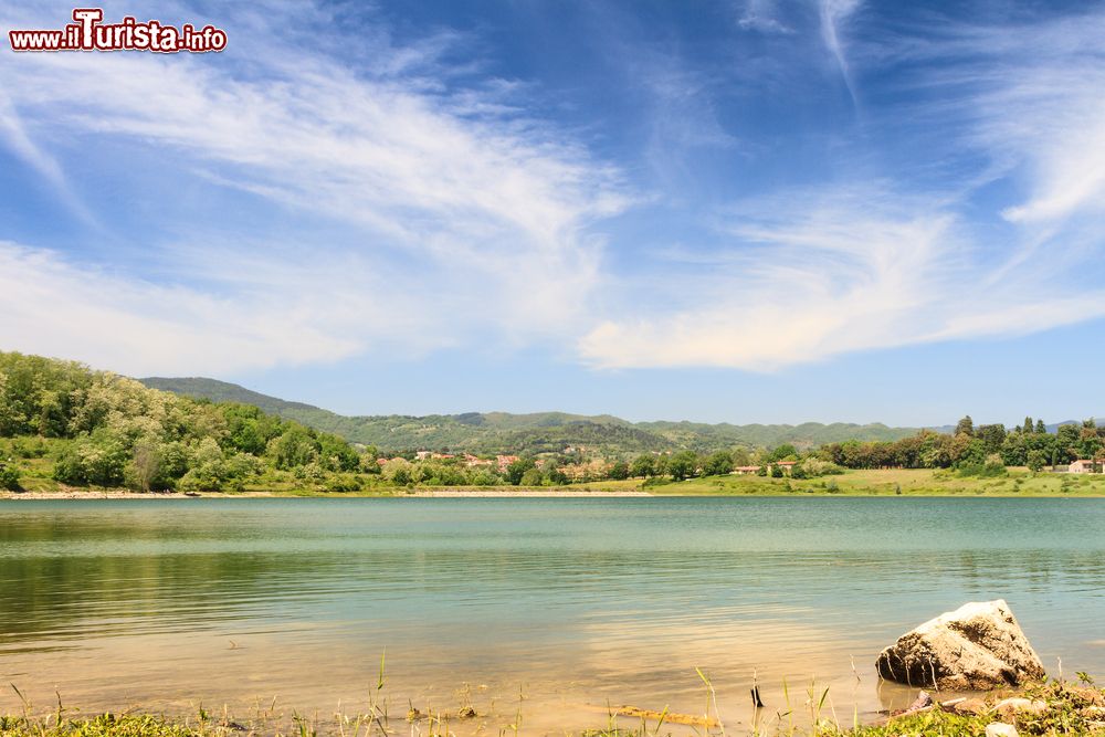 Immagine Il Lago di Bilancino nel Mugello in Toscana