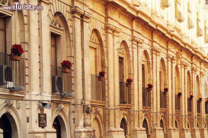 Immagine Il municipio barocco di Scicli in Sicilia - © Elena Kharichkina / Shutterstock.com