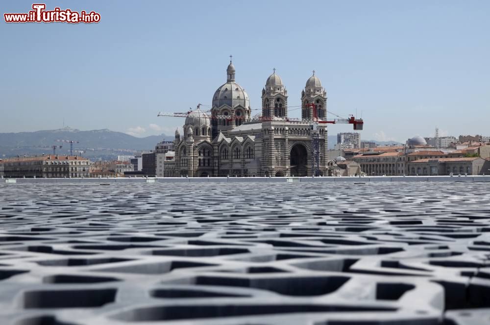 Immagine Il museo Mucem di Marsiglia, Francia. Il museo delle Civiltà dell'Europa e del Mediterraneo è dedicato alla conservazione e allo studio del patrimonio antropologico relativo all'area europea e mediterranea. E' stato inaugurato nel 2013, anno in cui Marsiglia è stata capitale europea della cultura - ©  StJean Lamy