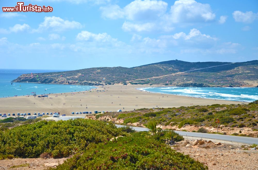 Immagine La spiaggia dei due mari a Prassonisi (Parsonisi), isola di Rodi (Dodecaneso), Grecia