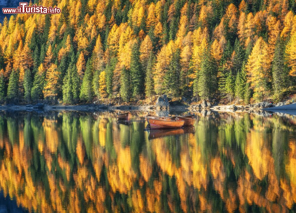Lago Di Braies Cosa Sapere Per Visitarlo Estate Ed Inverno