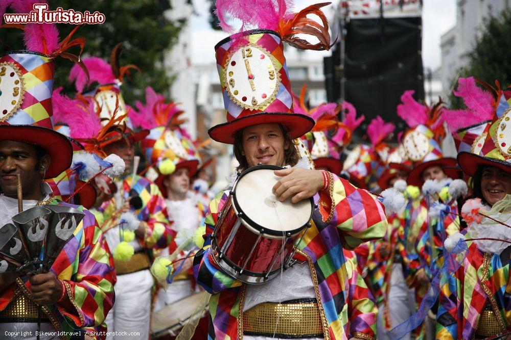Immagine Notting Hill Carnival: la colorata sfilata del carnevale estivo di Londra. - © Bikeworldtravel / Shutterstock.com