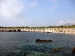 Mare di Favignana, Sicilia. Acqua cristallina e fondale mozzafiato per una delle cale più belle e meno affollate di Favignana