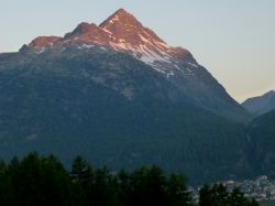 Alba sulla vetta Piz Polaschin, Engadina, Svizzera