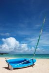 Barca a secco presso la laguna dell'Isola di Kuramathi, Atollo di Rasdhoo - Maldive - © tkachuk / Shutterstock.com