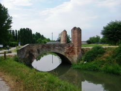 Il  Ponte dei Restei nei pressi di Bovolone in Veneto