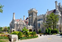 Casa Loma, un ero e proprio castello a Toronto in Canada - © Alison Hancock / Shutterstock.com