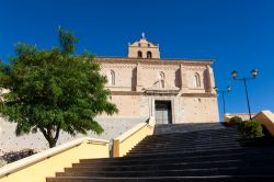 A Magallòn, poco distante da Saragozza (Spagna), visitate la chiesa di San Lorenzo, cominciata nel 1533 e terminata nel 1609, anche se alcuni elementi facevano parte del castello cittadino ...