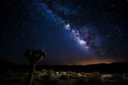 Death Valley, California: il cielo e la magia della Via Lattea negli Stati Uniti d'America - © beboy / Shutterstock.com