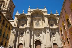 Facciata Rinascimentale Cattedrale di Granada Spagna - © Neirfy / Shutterstock.com