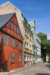 Foto di una vecchia casa in centro a Riga la capitale della Lettonia. Proprio per la sua storia e la bellezza dei suoi edifici, la "Riga Vecchia" è stata inserita tra i patrimoni ...