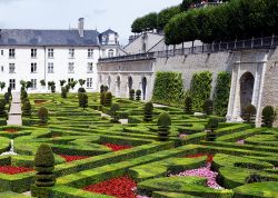 I giardini fioriti del castello Villandry, Valle ...