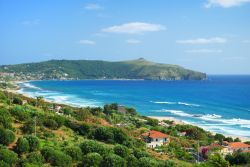 Il colore splendido del mare del Cilento fotografato a Capo Palinuro, nel sud della Campania - © balounm / Shutterstock.com
