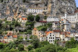 Il pittoresco villaggio di Rocamadour nei Midi Pyrenees - © Rolf E. Staerk / Shutterstock.com
