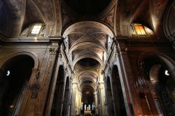 L'interno della Cattedrale di Ferrara, dedicata ...