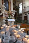 Interno della chiesa di Santa Maria sull'isola di Mainau, Germania.
