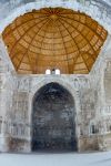 Interno del Palazzo Umayyade della Cittadella (Jabal al-Qal'a) di Amman in Giordania. Il soffitto in legno è stato restaurato con i fondi dell'UNESCO - © OPIS Zagreb / Shutterstock.com ...