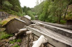Miniera vicino a Trysil, Norvegia - Una delle miniere ospitate nei pressi della città di Trysil, rinomata località sciistica di dieci mila abitanti © Dainis Derics / Shutterstock.com ...