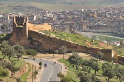 Le mura di cinta della Medina di Fes in Marocco, ...