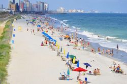 Myrtle Beach, la località lungo la "mitica" Grand Strand, la lunga spiaggia della Carolina del Sud, Stati Uniti d'America - © StacieStauffSmith Photos / Shutterstock.com  ...