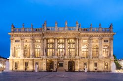 Il Palazzo Madama di Torino (Piemonte) è sede del Museo Civico di Arte Antica. L'edificio fa parte del sito seriale UNESCO delle Ville Sabaude, ed è pertanto Patrimonio dell'Umanità ...