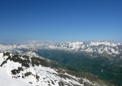 Panorama dal Gemmstock. la montagna più tecnica del comprensorio di Andermatt