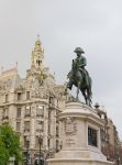 Passeggiando per Porto incontrerete la statua di Dom Pedro, imperatore del Brasile e ventottesimo re del Portogallo, per due mesi, nel 1826 © Martin Lehmann / Shutterstock.com