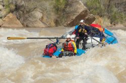 Rafting sul fiume Colorado, dentro il Grand Canyon dell'Arizona, negli USA - © Pacific Northwest Photo / Shutterstock.com