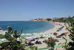 Riviera blu, la spiaggia di Diamante in Calabria - © Eugenio Magurno - CC BY-SA 3.0 - Wikimedia Commons.
