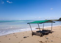Spiaggia di Friar's beach a Sint Maarten, Caraibi orientali, gruppo delle Piccole Antille - © Steve Heap / Shutterstock.com