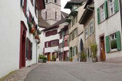 Centro storico di Basilea, Svizzera - Sulla sponda sinistra del Reno si adagia elegante il cuore di Basilea dove a rappresentare il fulcro della cittadina svizzera è Markplatz che ospita ...