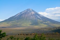 Il Vulcano Ol Doinyo Lengai, vicino al Lago Natron in Tanzania - © Aleksandr Sadkov / Shutterstock.com
