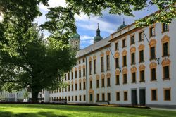 Antico edificio del centro storico di Kempten, Baviera, Germania.
