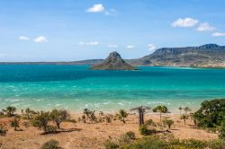 La biaia di Antsiranana (Diego Suarez) con il suo pandizucchero, nel nord del Madagascar