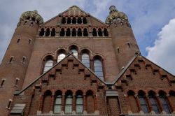 Architettura della basilica di San Bavone a Haarlem, Olanda.
