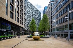 L'architettura moderna di St Paul's Place a Sheffield, Yorkshire, Inghilterra - © Nigel Jarvis / Shutterstock.com