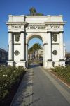 L'arco di marmo bianco a Valparaíso fu donato dalla comunità britannica in occasione del centesimo anniversario dell'indipendenza del Cile - © JeremyRichards ...