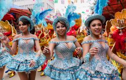 Ballerine boliviane durante i festeggiamenti per il tradizionale carnevale di Oruro - © Agatha Kadar / Shutterstock.com