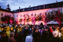 Bressanone, Alto Adige: il Water Light Festival nel Herrengarten in centro - © Matthias Gasser / www.brixen.org