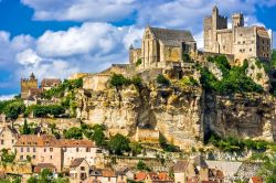 Il castello di Beynac-et-Cazenac, Dordogne-Périgord, Francia - © ostill / 123rf.com