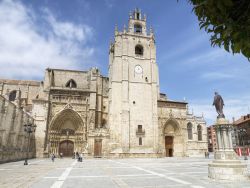 La Cattedrale di Palencia, Spagna - © roberaten - Fotolia.com